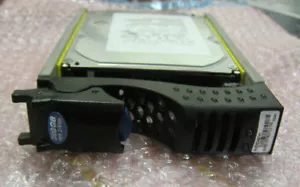 EMC 300GB 15K FC CX-4G15-300 2GB/4GB HDD Hard Drive hot plug 005048741 F196G - Picture 1 of 1