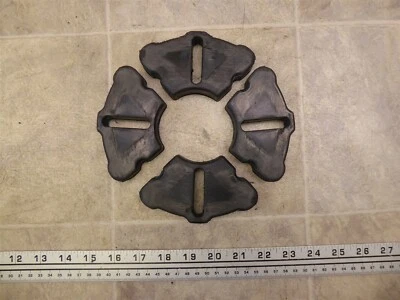 Kawasaki KZ400 K737 1976) Juego amortiguadores rueda piñón goma trasera Foto 1 de 4