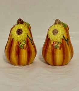 Burton and Burton Pumpkin Salt & Pepper Shakers With Sunflowers - Picture 1 of 6