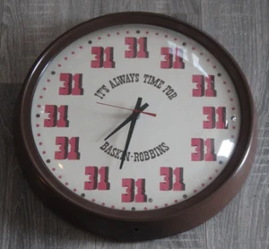 1965 BASKIN ROBBINS ICE CREAM Convex Bubble Glass Round Advertising Wall Clock - Picture 1 of 10