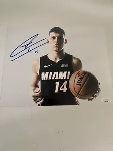 Tyler Herro FIRMADO Miami Heat 8x10 JSA NBA - Imagen 1 de 1