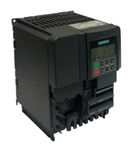 SIEMENS 6SE6440-2UD24-0BA1 / 6SE64402UD240BA1 MICROMASTER 440 DRIVE 4kW USNP - Picture 1 of 6