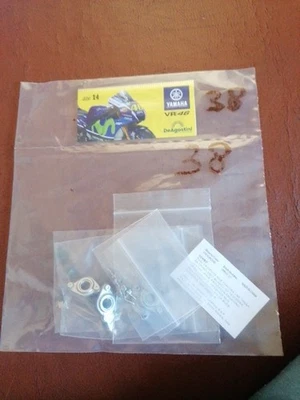 1/4 DEAGOSTINI Costruire Il Yamaha YZR-M1 Valentino Rossi Moto Parte Numero 38 - Immagine 1 di 2