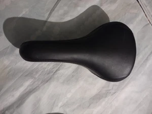 Vintage Mongoose Bicycle Seat Black 11" padded leather  - Picture 1 of 8