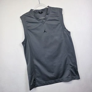 Jordan Muscle Tank Mens M Gray Performance Training Gym Athleisure Sports Shirt - Picture 1 of 12