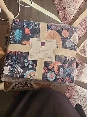 Patrón perezoso de microfibra Lush Decor 50x60 precio de venta sugerido por el fabricante 110 USD Foto 1 de 4