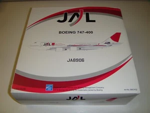 1/200 Aviation200 Japan Airlines B747-400 "50th Anniversary to Hawaii" JA8906 - Picture 1 of 4