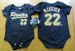 Nuevo con etiquetas Team Athletics PITTSBURGH PIRATAS #22 McCUTCHEN Corte Negro Body 12 meses - Imagen 1 de 3