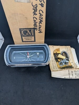 NOS 1964 PONTIAC STARCHIEF CATALINA ACCESSORY ELECTRIC CLOCK PACKAGE 984145 GM - Image 1 of 4