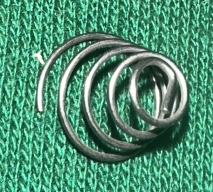 BONITO ORIGINAL REMINGTON MODELO 11 ESCOPETA PORTADOR PESTILLO RESORTE 12 Ga. piezas pistola Foto 1 de 1