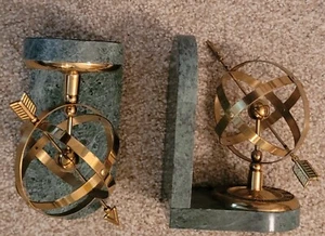 Sujetalibros vintage de mármol verde con esfera armilar de latón globo reloj de sol, romano # - Imagen 1 de 6