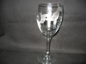 NEW ETCHED GERMAN WIREHAIRED POINTER STEMMED WINE GLASS - Picture 1 of 1