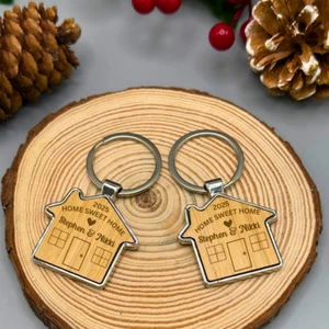 Set of 1 or 2 Personalised House Keyrings Couples New Home Housewarming Gift - Picture 1 of 8