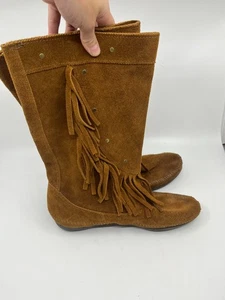 MINNETONKA Moccasin Boots Brown Suede Fringe Style Womens Size 9? - Picture 1 of 13
