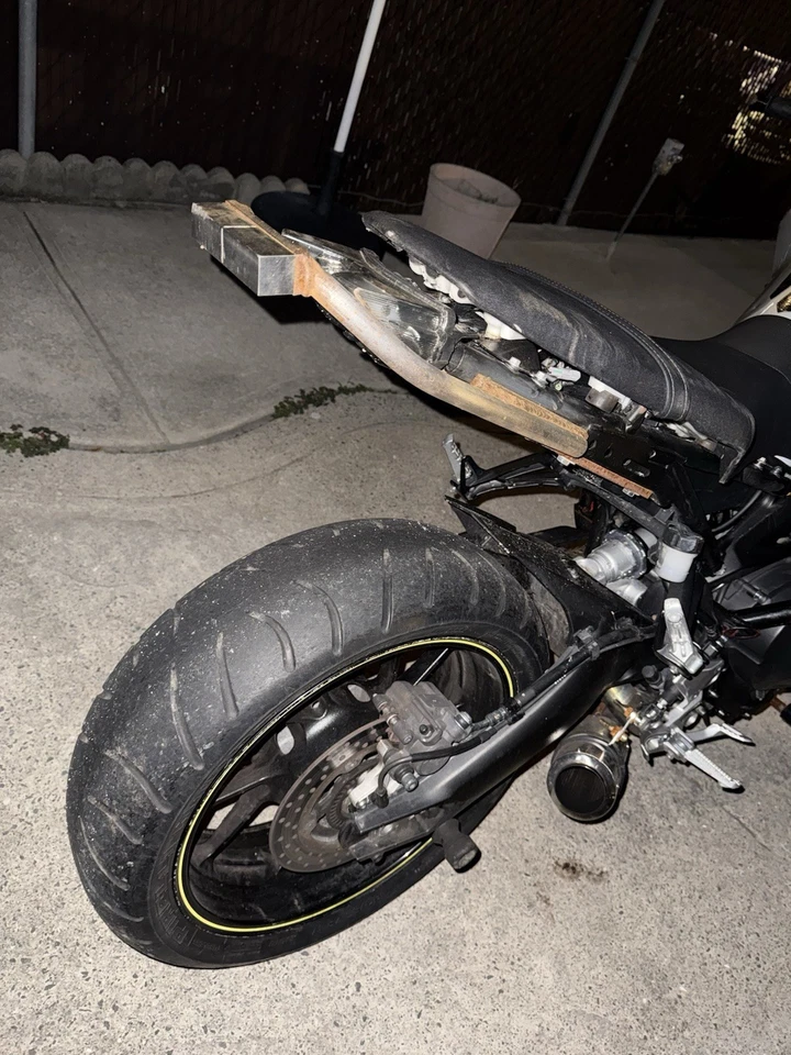 Barra rascadora trasera apta para Yamaha MT-09 FZ-09 2014-2016 con piezas de acrobacias subjaula Foto 1 de 2