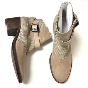 Freda Salvador Tan Leather Snake Embossed Block Heel Ankle Boots Size 8 - Picture 1 of 13