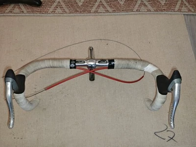 Rennrad Cinelli Lenker 3ttt Vorbau Shimano Bremshebel  - Bild 1 von 4