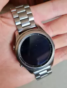 Samsung Galaxy Gear S3 Classic Smart Watch in Original Box - Picture 1 of 5