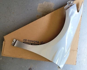 Toyota Camry [53802-06180] Subconjunto del guardabarros delantero del lado del conductor (2018-2021) - Imagen 1 de 5