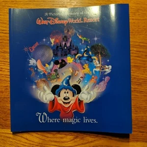 A Pictorial Memory of the Walt Disney World Resort by Jody Revenson 2003 - Imagen 1 de 10