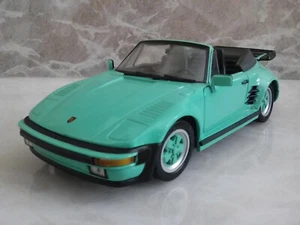 Porsche 930 turbo Slant Nose Convertible 1:18 Revell - Bild 1 von 14