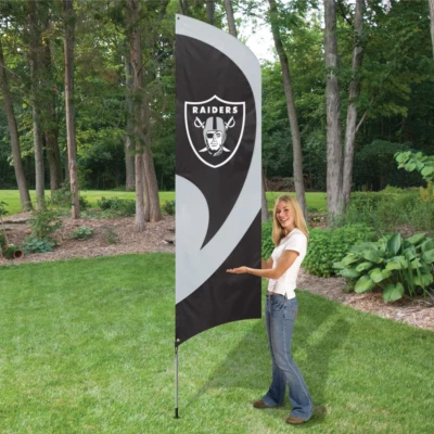 BANDERA DEL EQUIPO DE LAS VEGAS RAIDERS 8,5 PIES DE ALTURA 11,5' POLE SIGN BANNER NFL 8 1/2' Foto 1 de 4