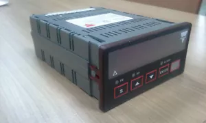ESDI 40 T1B21 ELECTROMATIC CARLO GAVAZZI RPM Controller 110/220V Input 10000 RPM - Foto 1 di 5