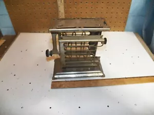 Vintage seltene BUSTER BRAUNE SCHUHE Swing-Out Elektrischer Toaster - kein Kabel, ungetestet - Bild 1 von 8