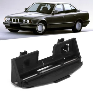 Bisagra de puerta de combustible Bisagra de puerta de tanque de gasolina 51171928197 pieza para E32 E34 serie 5 7 - Imagen 1 de 12