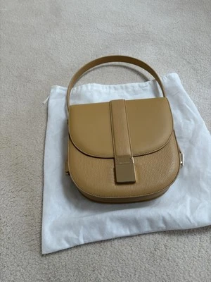 Винтажная кожаная сумочка Tiffany & Co. с золотой застежкой  - Изображение 1 из 4