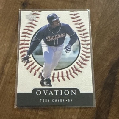 Tony Gwynn 1999 Upper Deck Ovation #55 San Diego Padres - Image 1 of 2
