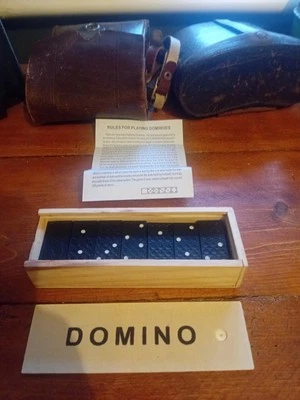 Retro Wooden Boxed Dominoes Traditional Classic Game Small 24 Pce Set NEW SEALED - Image 1 of 3