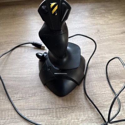 Joystick Thrustmaster USB  N 11106 gebraucht - Bild 1 von 4