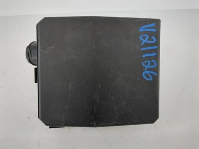 Módulo de relé de caja de fusibles deportiva Mitsubishi Outlander 2012-2017 HGGJN Foto 1 de 4