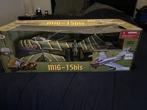 Ultimate Soldier Xtreme Detail 1/18 Chinese MIG-15bis Tiger Stripe Camo - NIB - Picture 1 of 9