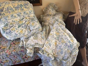 Set copriletto 7 pezzi Laura Ashley giardino cotone giallo blu - Foto 1 di 6