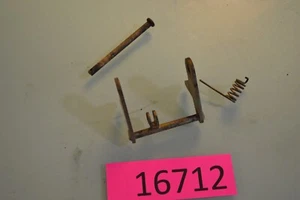 1990 - 2001 KAWASAKI BAYOU 220 OEM SEAT LATCH RELEASE 1994 - Bild 1 von 1