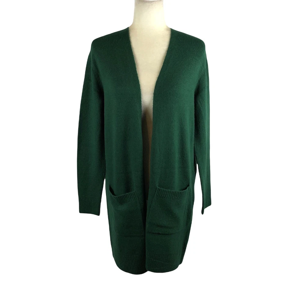 Cárdigan largo de novio A New Day para mujer talla pequeña verde oscuro frente abierto Foto 1 de 4