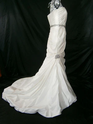 Ines Di Santo Wedding Gown Bridal Dress Silk 14 Ivory Crystal Mermaid Canada 165 - Image 1 of 4