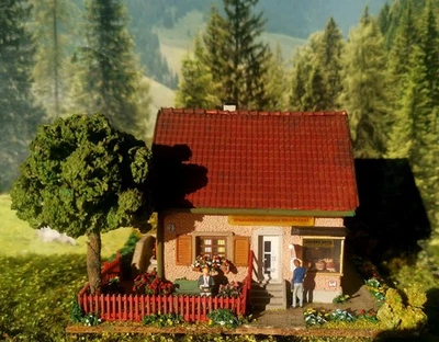 Faller H0 Bäckerei patiniert Diorama beleuchtet Figuren Inneneinrichtung Haus - Bild 1 von 4