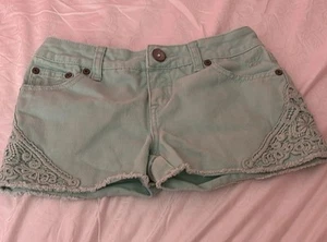 Justice Premium Denim Shorts Girls - Picture 1 of 3