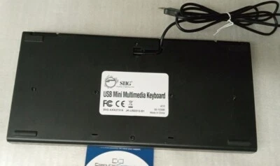 SIIG JK-US0312-S1 Wired Keyboard - Image 1 of 4