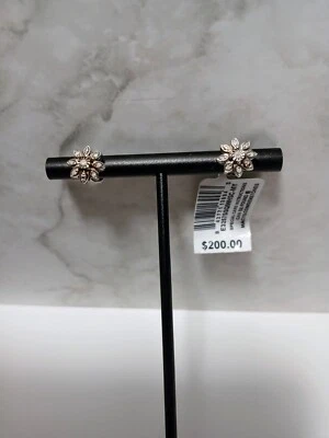 Diamond Flower Cluster Diamond (1/10 ct. t.w.) Earrings in Sterling Silver. - Image 1 of 4