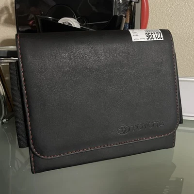 Funda Toyota para manual del propietario * OEM * (solo estuche) Foto 1 de 4