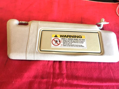 Mercedes-Benz 1996-1999 parasol pasajero gris claro W210 E320 E430 OEM Foto 1 de 4