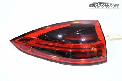 PORSCHE CAYENNE 2015-2018 LUZ TRASERA IZQUIERDA EXTERIOR LUZ TRASERA PARADA LUZ TRASERA OEM Foto 1 de 4