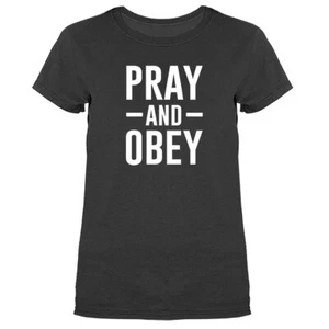 Camiseta Pray & Obey Christian Religious God Biblia Iglesia Jesucristo - Imagen 1 de 19