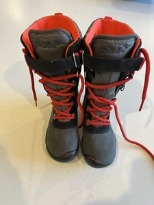 Plae Jack Boots Waterproof Kids Snow Boots Size 8 Insulated Gray & Black - Picture 1 of 4