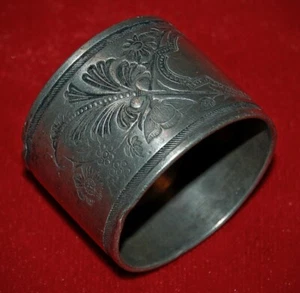 Antiguo ANILLO SERVILLETA AÑOS 1890 Elegante Diseño Floral - Imagen 1 de 7