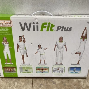 Caja abierta SIN USAR Nintendo Wii Fit Plus con tablero de equilibrio SIN JUEGO - Imagen 1 de 5